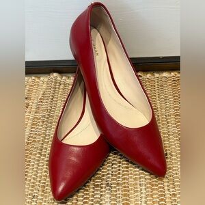 COLE HAAN s8.5 Rich red pointed toe flats-leather-very little wear-luv the color